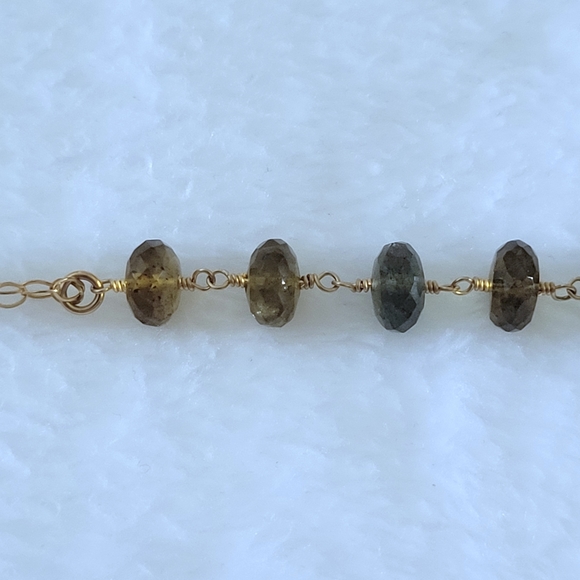 Mossy Green Quartz Pendant Necklace - Picture 7 of 16